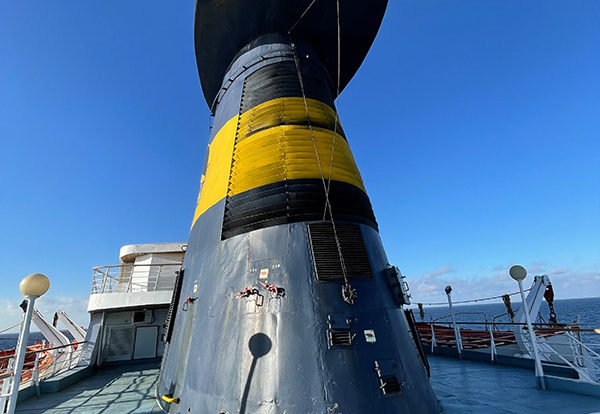 la cheminée du bateau Corsica Ferries