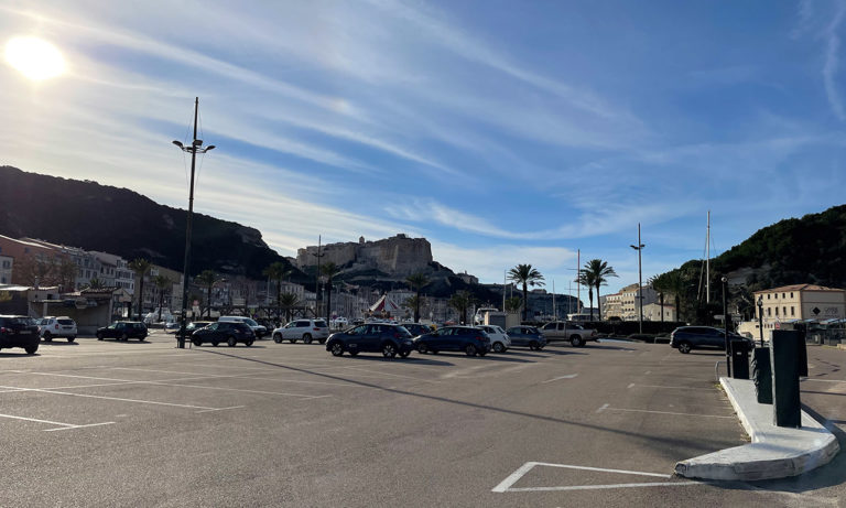 Bonifacio, vue du port de plaisance