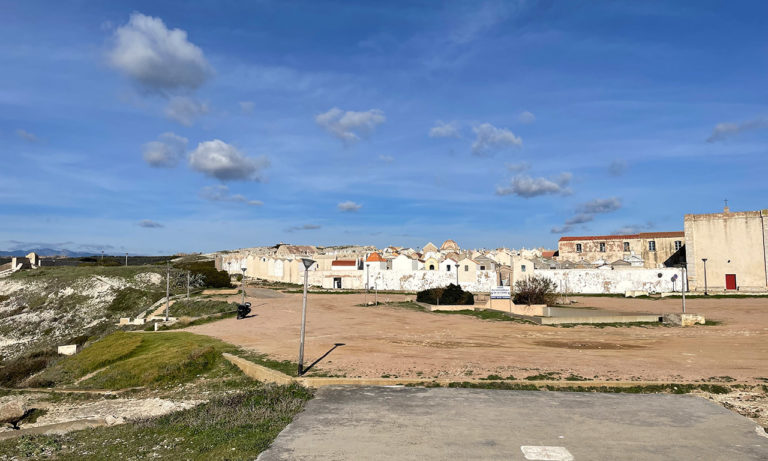 vue vers le cimetière de Bonifacio