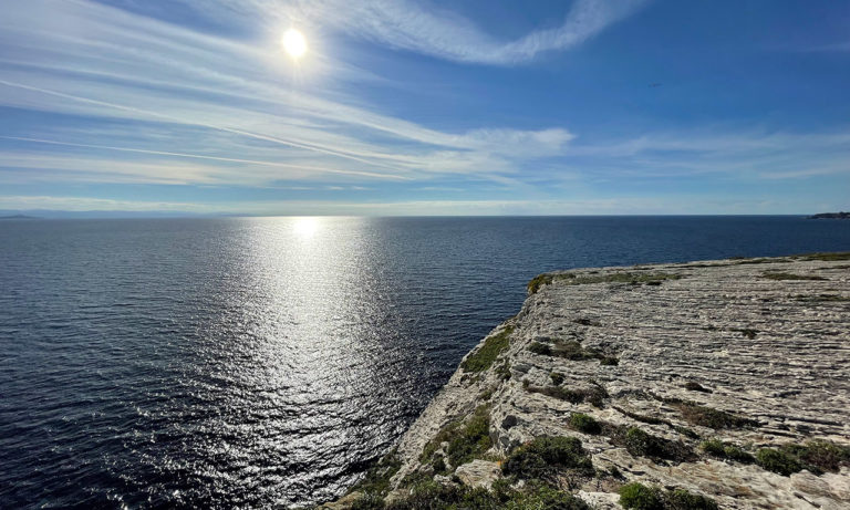 vue mer depuis les bunkers de bonifacio
