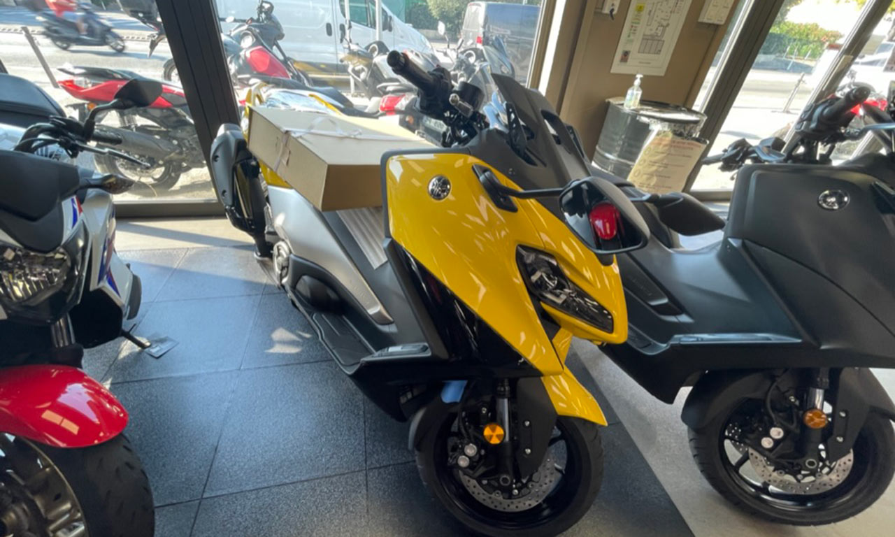 Yamaha TMAX 2022 Jaune