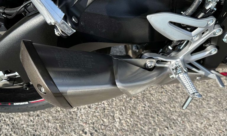 échappement du GSX S 950