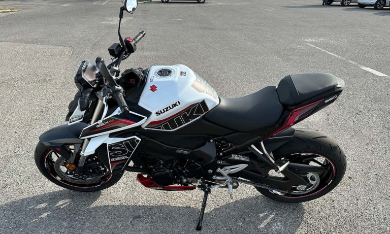GSXS 950 sans support de plaque
