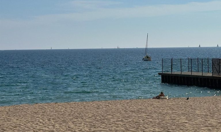 plage fréjus, les vacances dans le sud