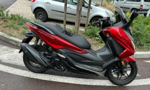 Honda Forza 350 : mon essai sur autoroute et en ville