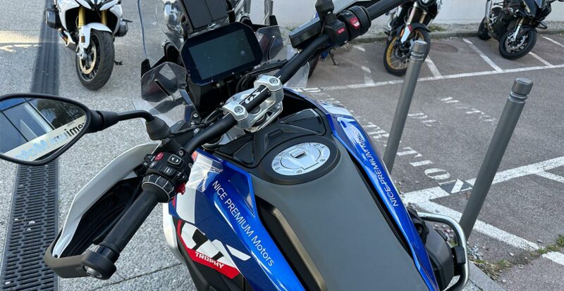 Au guidon de la BMW R1300GS