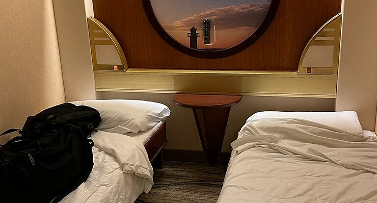Chambre, sans hublot à bord du Corsica Ferries