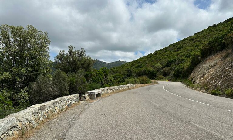 ambiance sur les routes Corses