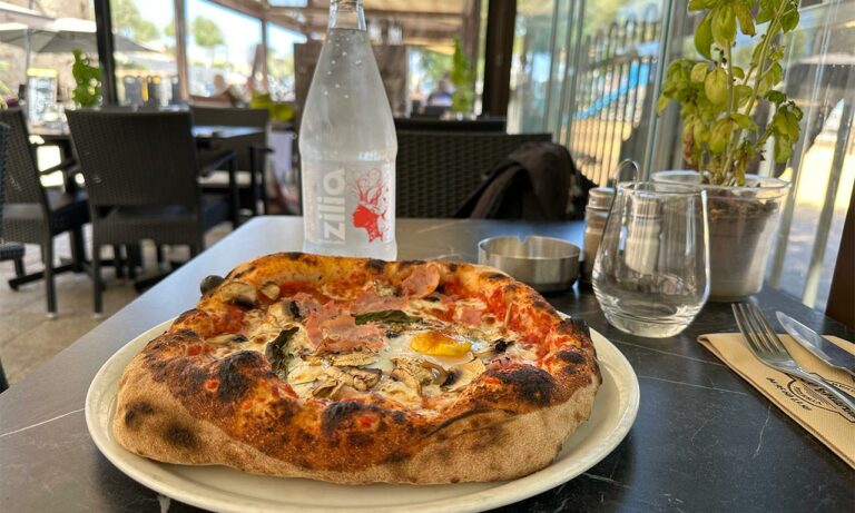 Pizzeria sur l'île Rousse