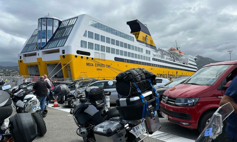 La bateau Corsica Ferries