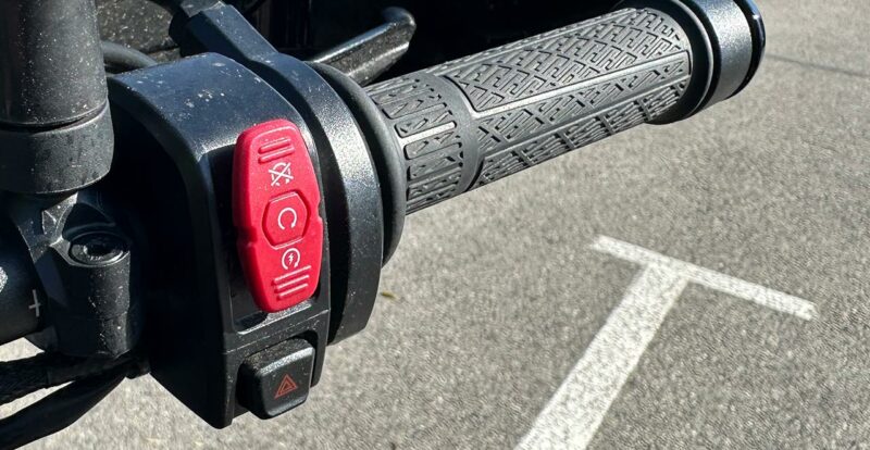 poignée droite 450 MT CF Moto