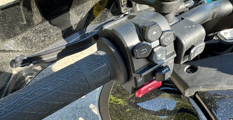 poignée gauche 450 MT CF Moto