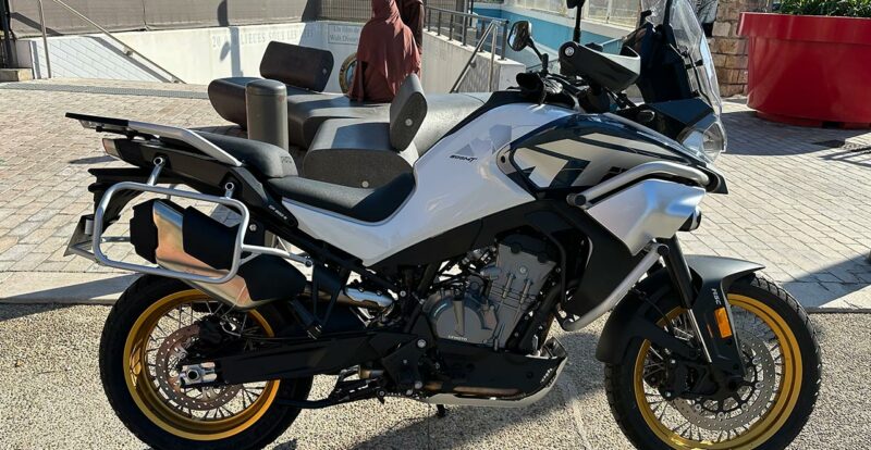 Essai CF Moto 800 MT Explore à Cannes