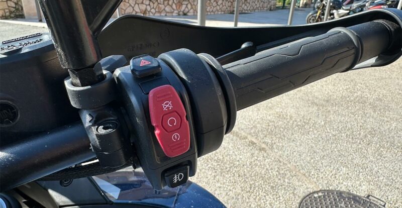 poignée droite 800 MT CF Moto