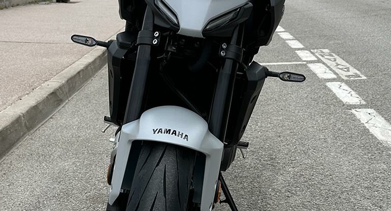 face avant de la MT 07 Y-AMT 2025