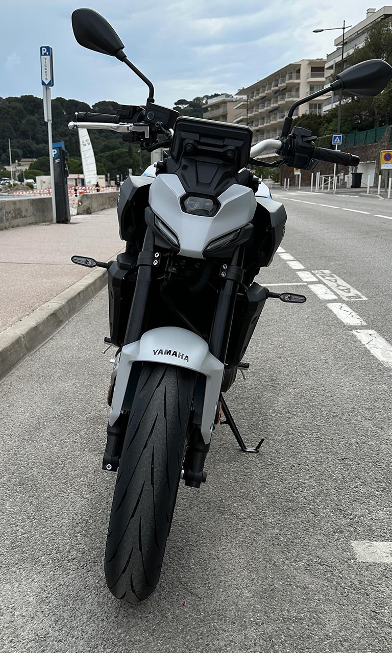 face avant de la MT 07 Y-AMT 2025