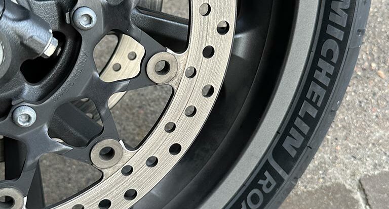 Choix pneu Goldwing : Michelin Road W GT