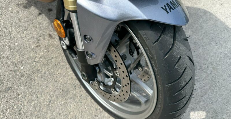 jante grise sur le Tracer 9GT+