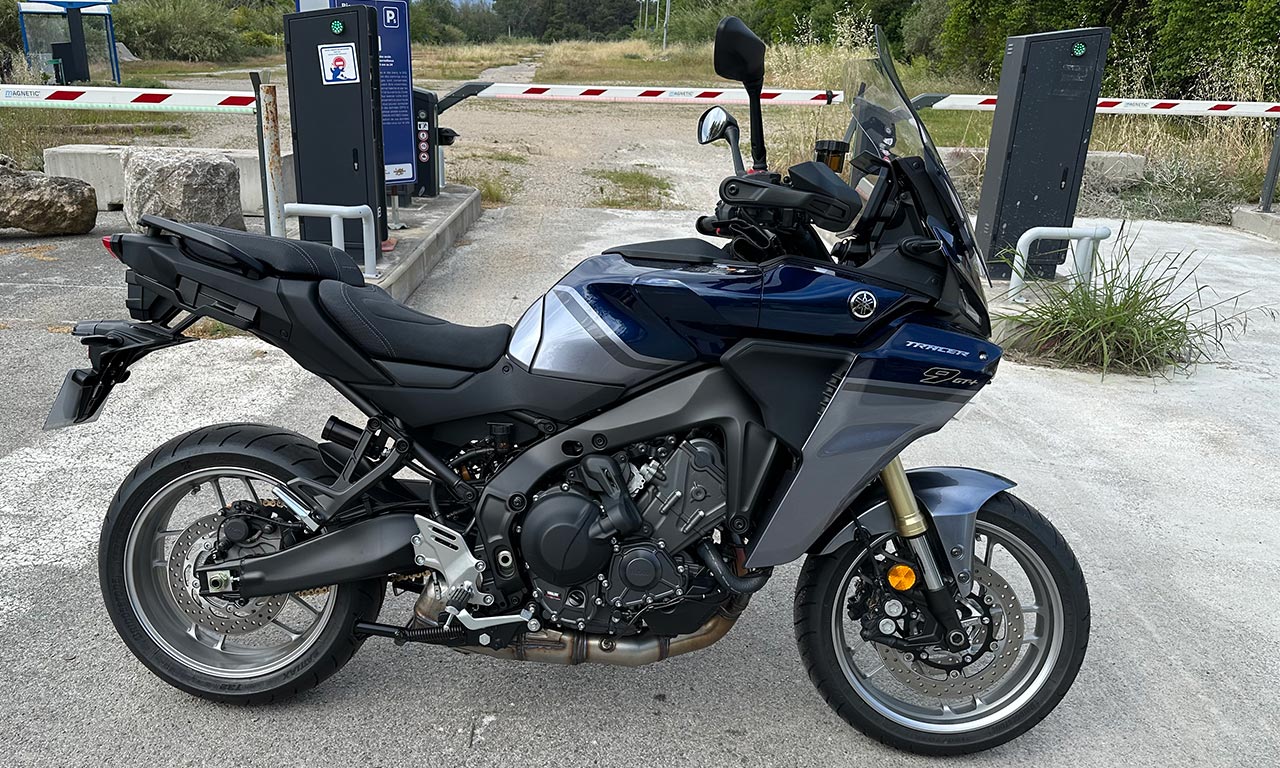 Tester la Tracer 9 GT + Y AMT : la Tracer boîte auto