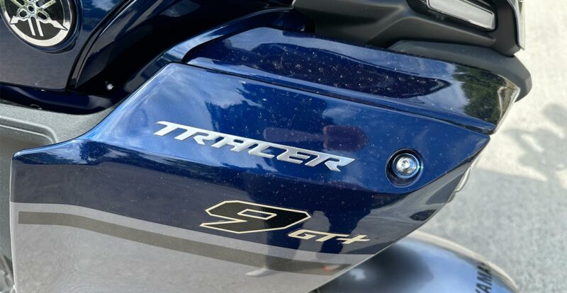 Tracer 9GT + bleue et grise