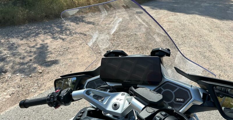 au guidon de la R1300RT