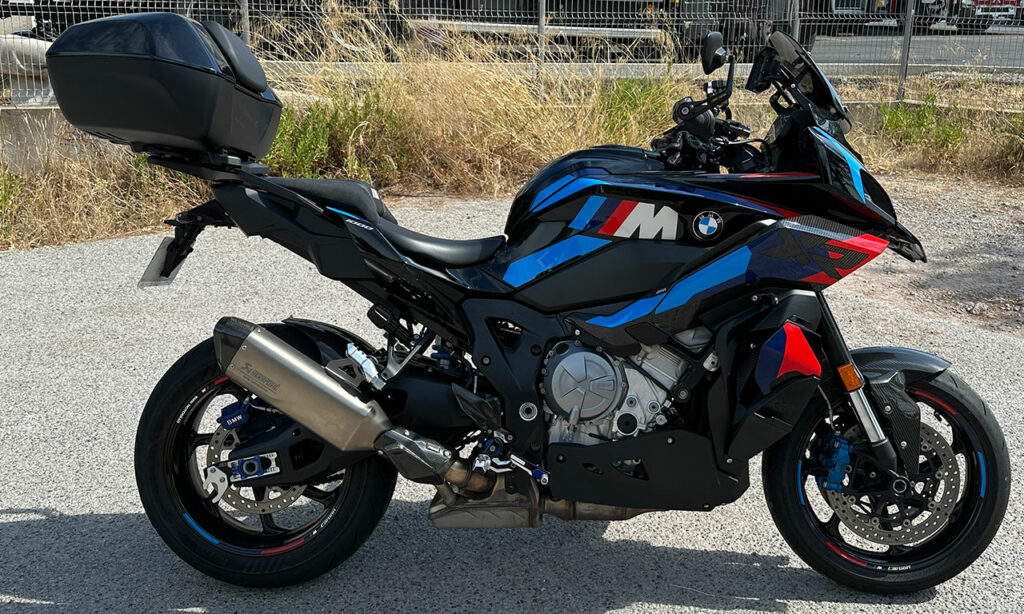 M1000XR