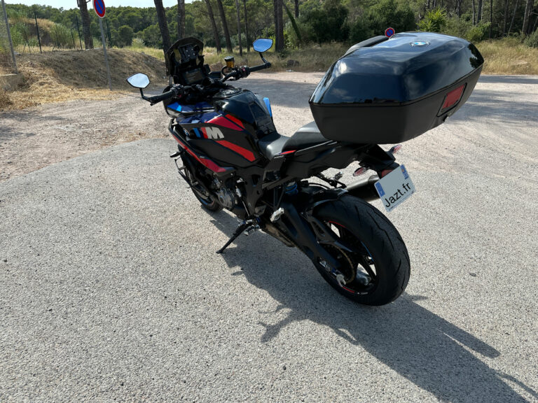 M1000XR et Top Case