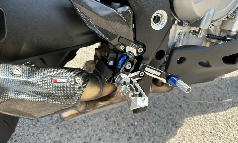 repose pied M1000XR