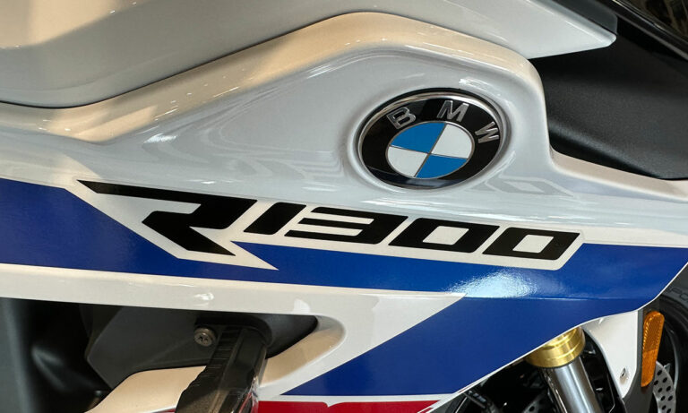 Moto BMW R1300RS