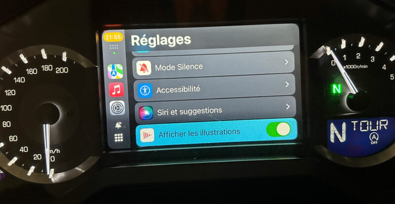 Interface Apple CarPlay sur la Goldwing