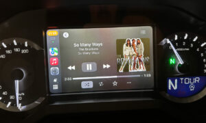 Ecouter un titre dans Music sur le CarPlay