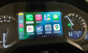 Apple CarPlay Goldwing sans intercom