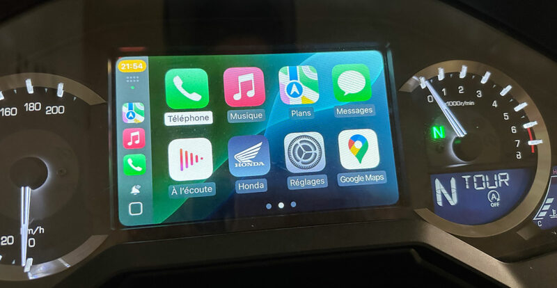 Apple CarPlay Goldwing sans intercom