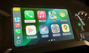 Apple CarPlay Goldwing