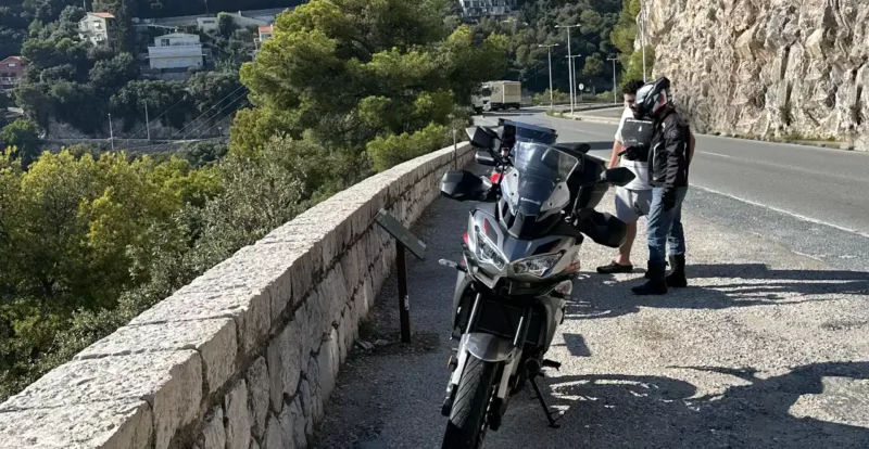 Moyenne Corniche en direction de Monaco depuis Nice