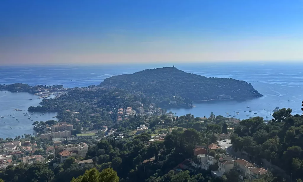 Saint Jean Cap Ferrat, vue depuis la Moyenne Corniche