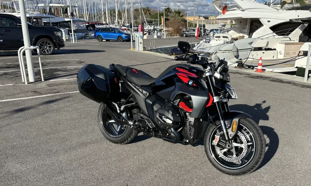 R1300R de David Jazt