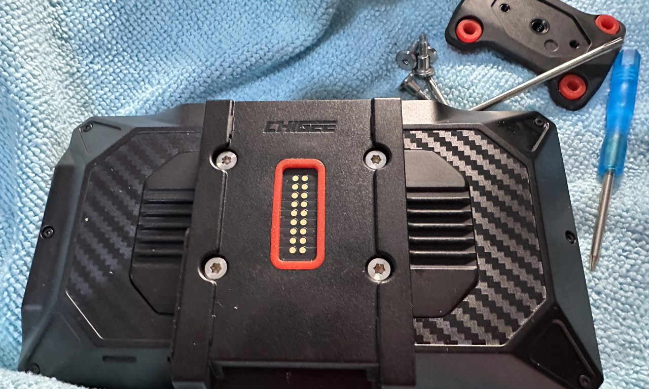 Le module est en place et fixé, rien ne bouge