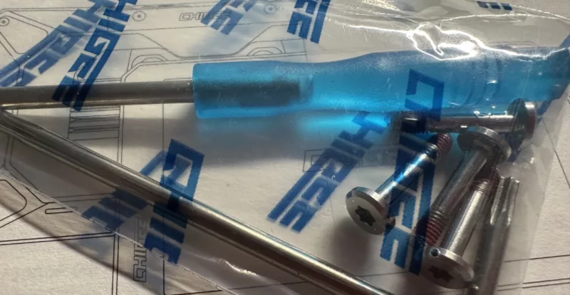 outil pour le montage et démontage sur le Chigee