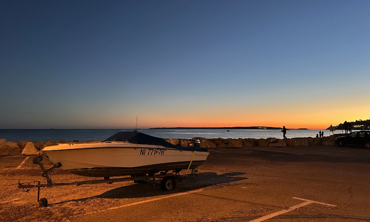 couché de soleil sur Golf Juan près d'Antibes