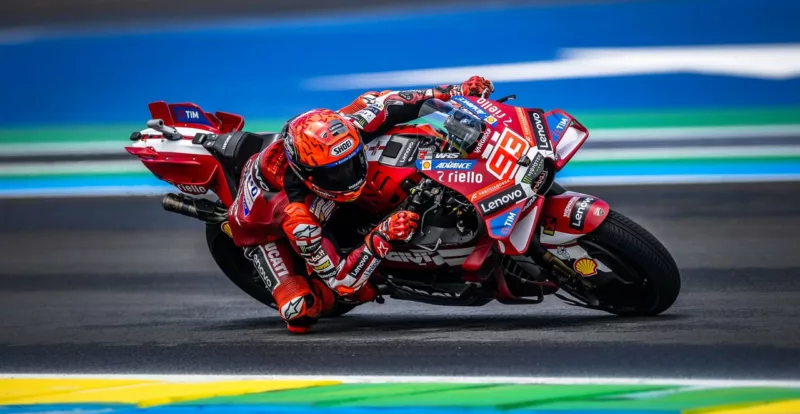 MotoGP Sprint Brésil 2026 : Marquez vainqueur malgré le chaos à Goiânia
