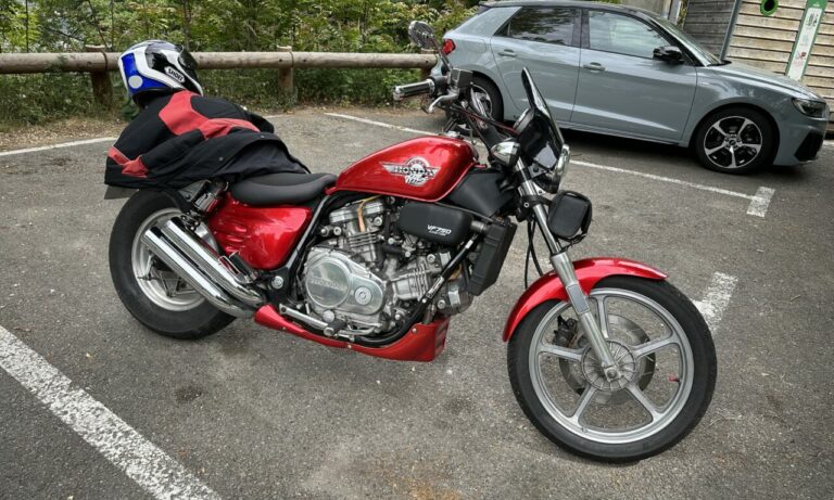 Honda VFC 750